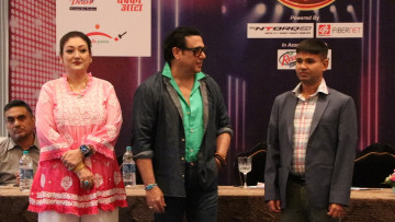 काठमाडौंमा भारतीय अभिनेता गोविन्दा, भन्छन्– पत्नीका कारण नेपालसँग प्रेम भयो